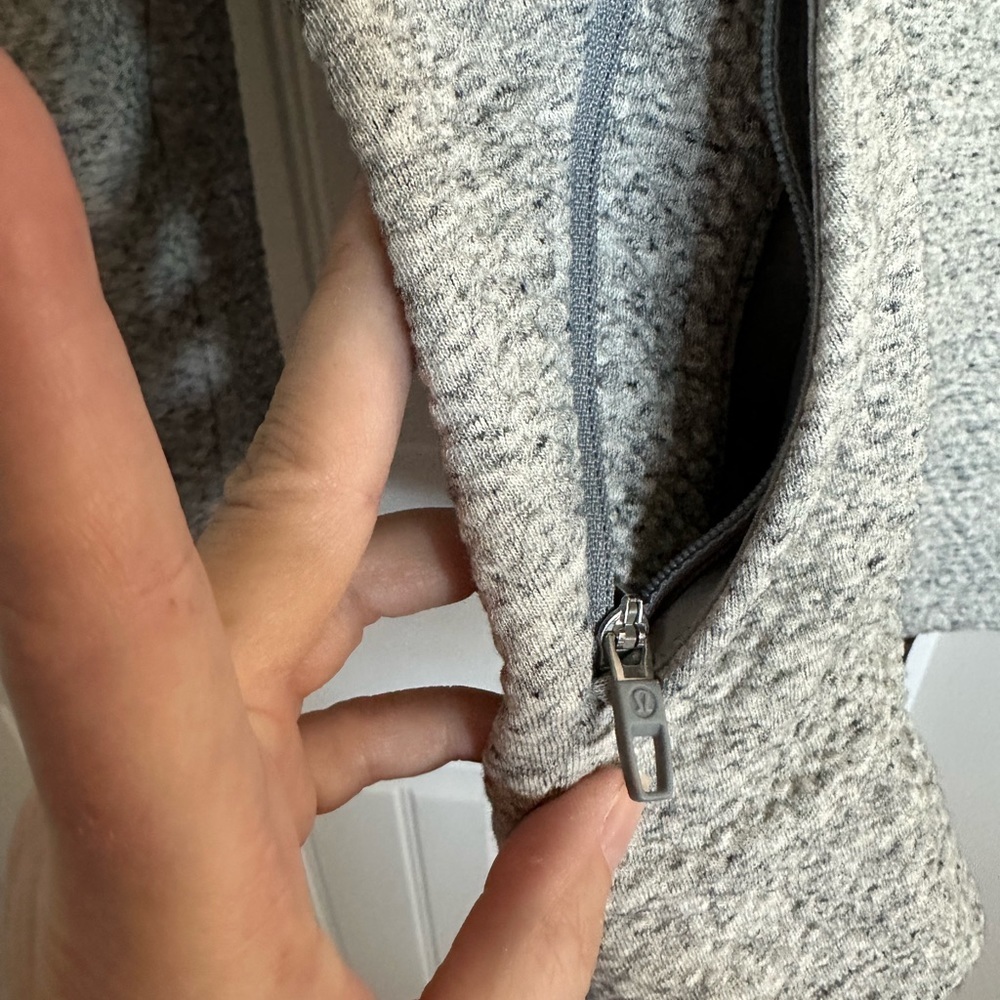 NWT Lululemon Women’s At Ease Hoodie - Picture 5 of 7